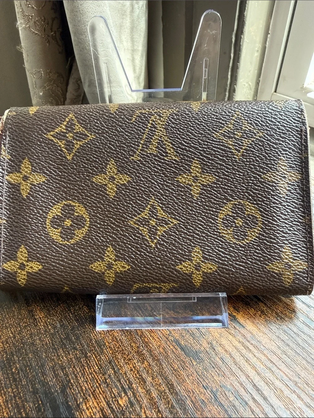 Louis Vuitton authentic louis